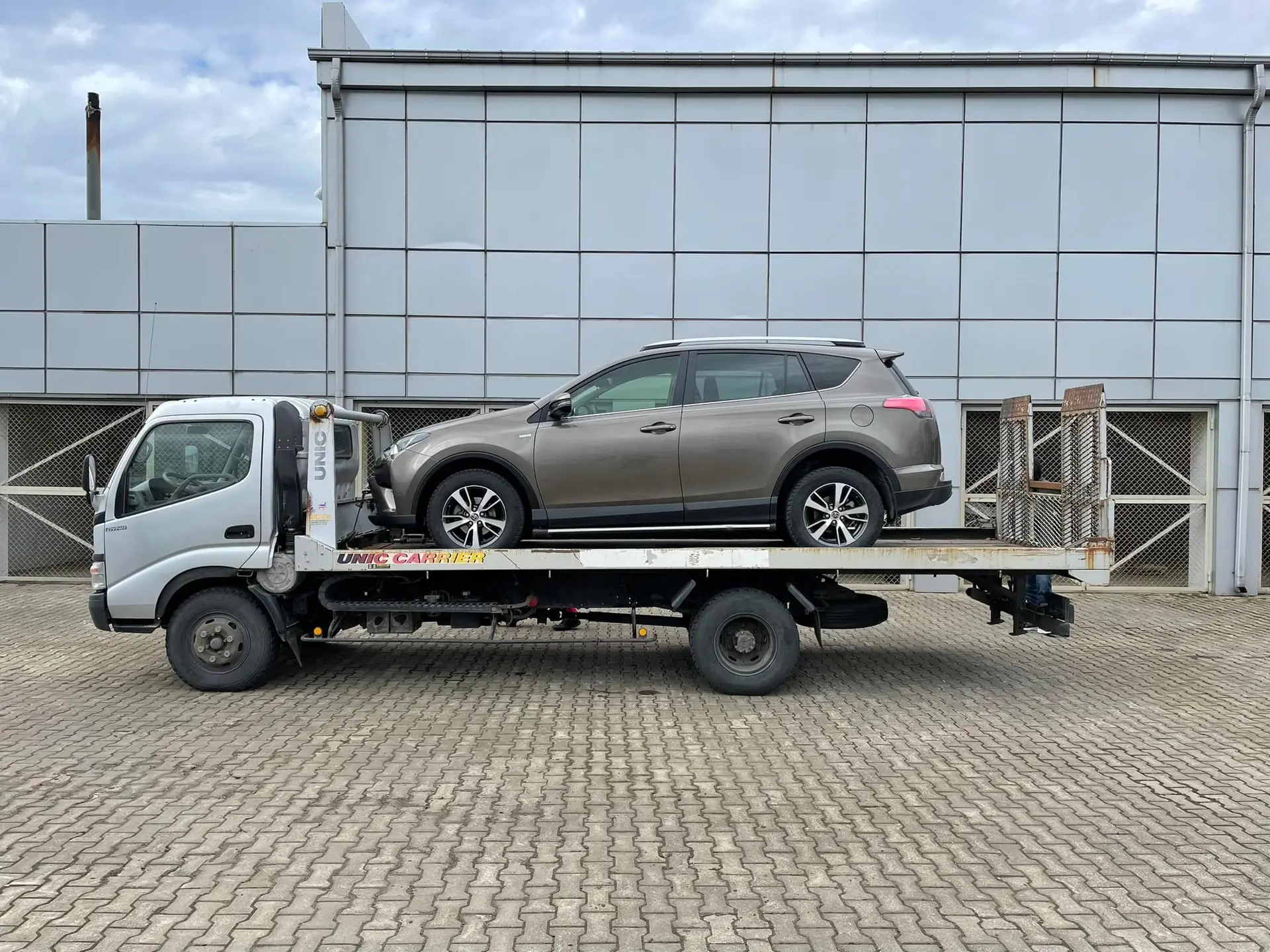 480327553 646907477857456 8702192306411850183 N